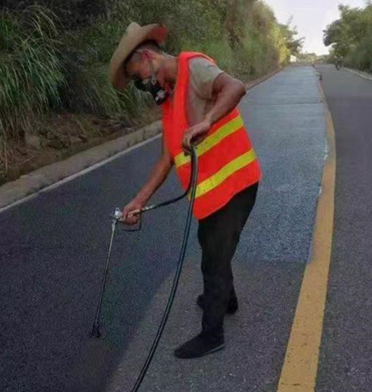 绍兴路面喷涂翻新彩色步道施工方案